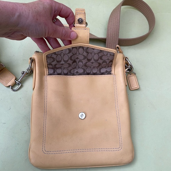 Dark cream/silver Coach leather crossbody bag - Picture 8 of 15